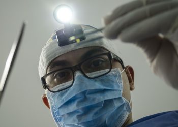 Popular Methods of Professional Dental Teeth Whitening