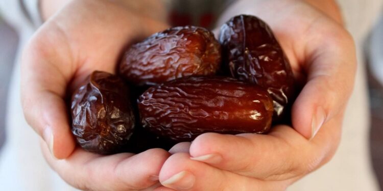 The Health Benefits of Medjool Dates: A Comprehensive Guide